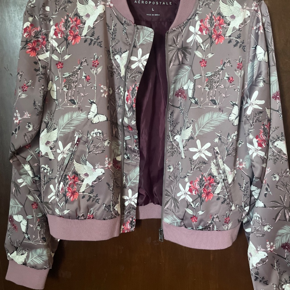 Jacket - Picture 2 of 4
